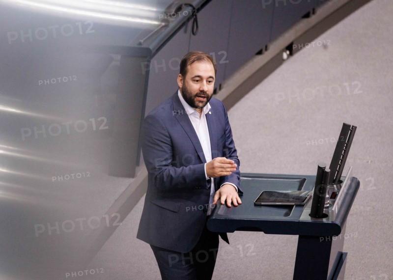 Johannes Schraps (SPD), recorded during a speech on the euro balance sheet in the German Bundestag in Berlin, 22/02/2024.Berlin, 11/04/2024