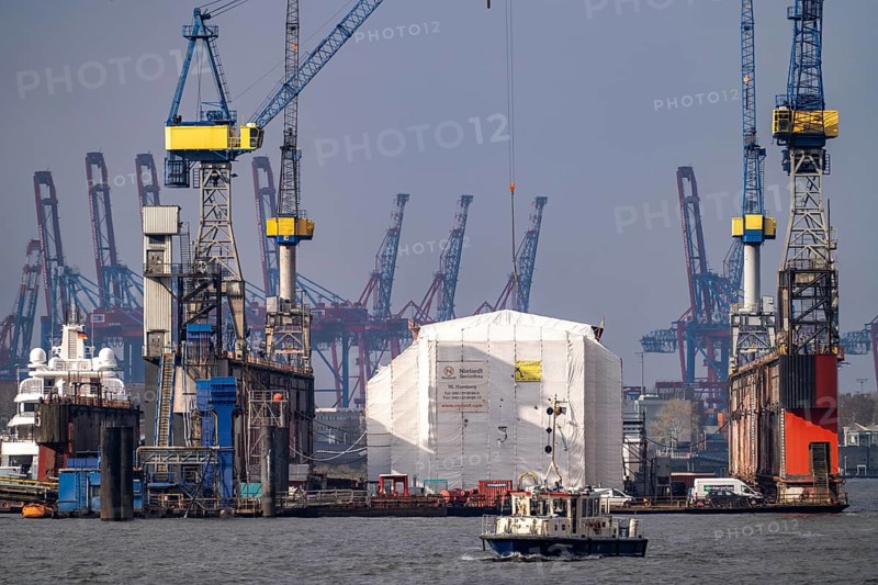 Port of Hamburg, Blohm + Voss shipyard, Dock 11, scaffolded ship, dry dock, Hamburg, Germany, Europe