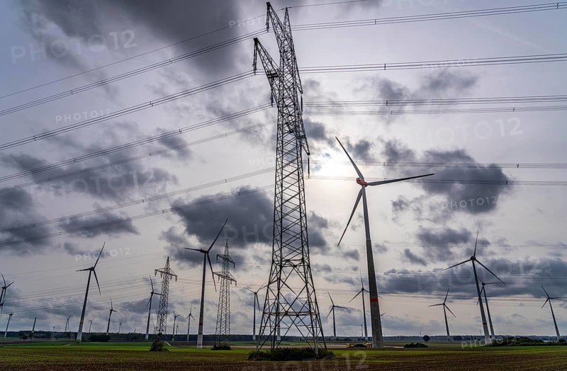 Wind farm, power line, high-voltage pylons, east of Bad Wünnenberg, OWL, North Rhine-Westphalia, Germany, Europe