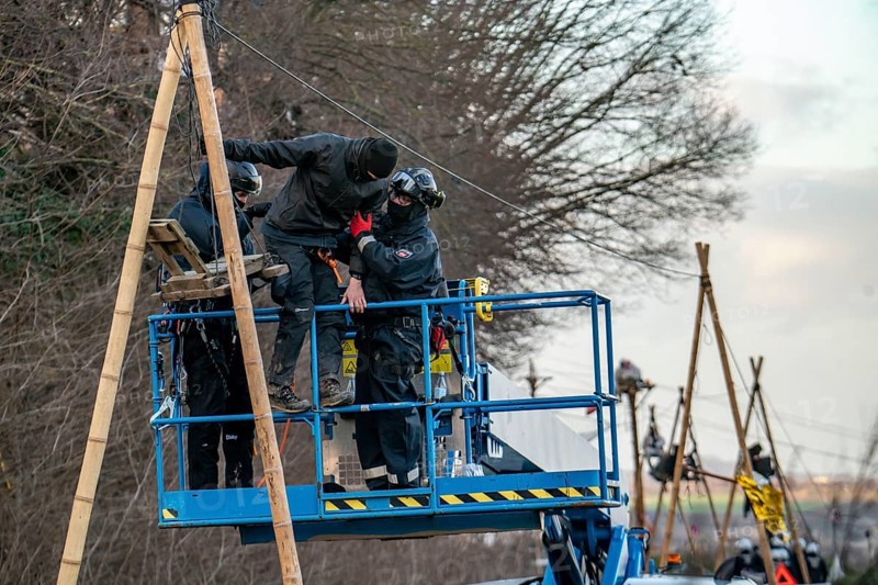 Beginning of the eviction of the Lützerath hamlet, camp of climate activists and squatters, at the Garzweiler 2 opencast lignite mine, by the police, Erkelenz, North Rhine-Westphalia, Germany, Europe