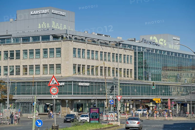 Karstadt, Hermannplatz, Kreuzberg, Berlin, Germany, Europe