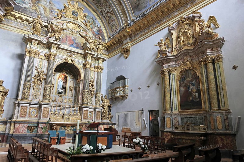 Altar and interior of the church of Santa Maria dopra Minerva, Minerva Temple, Assisi, Umbria, Italy, Europe