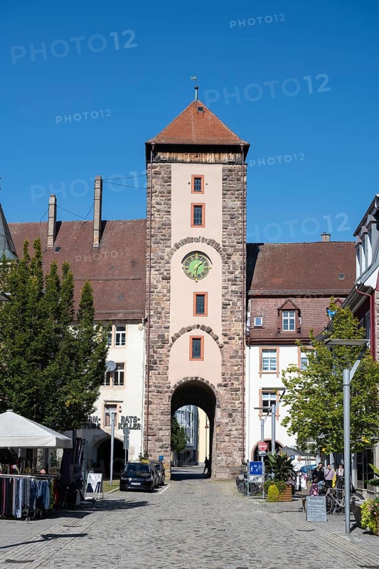 Pedestrian zone, shopping street with the Obertor, historic town gate of Villingen, Villingen-Schwenningen, Black Forest district, Baden-Württemberg, Germany, Europe