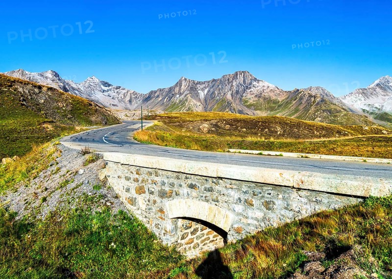Route des Grandes Alpes, pass Col du Galibier, Departement Hautes-Alpes, Savoier Alps, region Provence-Alpes-Côte d'Azur, France, Europe