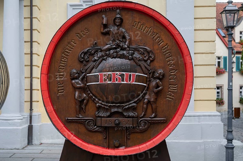 Beer keg of the EKU brewery, Erste Kulmbacher Actien-Exportbier Brauerei, in front of the town hall during the Kulmbacher Bierwoche, Kulmbach, Upper Franconia, Bavaria, Germany, Europe