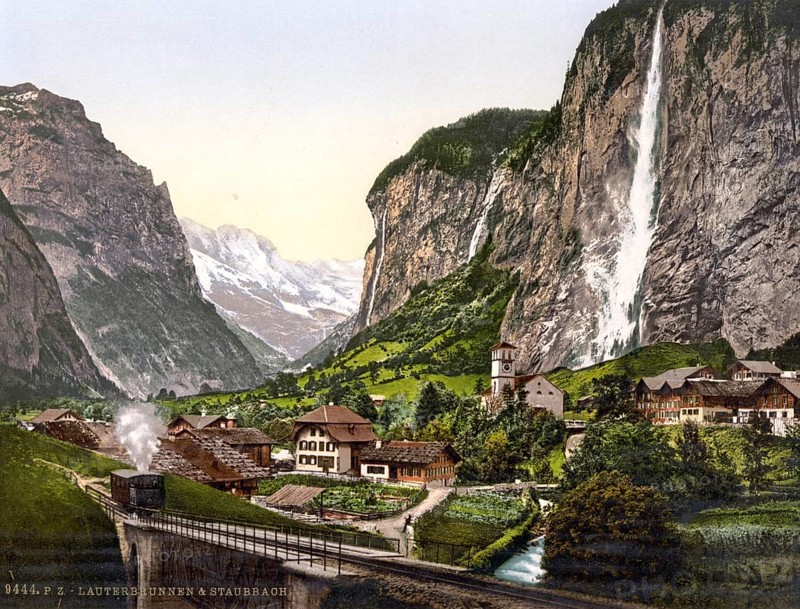 Lauterbrunnental, Staubbach und Jungfrau, Berner Oberland, Schweiz, Historische, digital restaurierte Reproduktion nach einem Original aus dem 19. Jahrhundert, Aufnahmedatum nicht angegeben