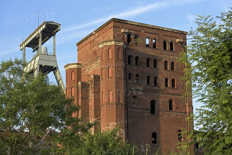 Malakow tower and winding tower, disused Ewald colliery, Herten, Ruhr area, North Rhine-Westphalia, Germany, Europe