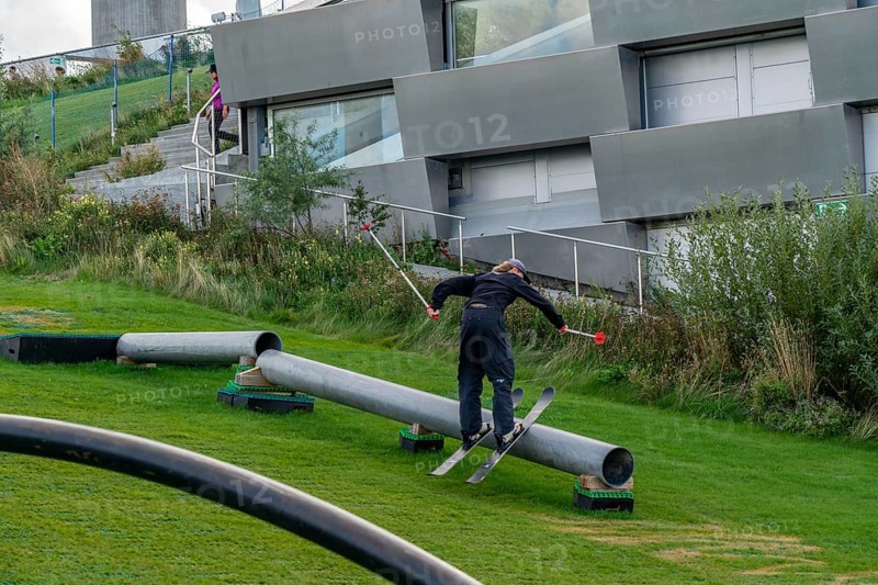 CopenHill, waste incineration plant and artificial ski slope, skiing with a view of the ski lift, 90 metres high and 400 metres long slope on artificial turf, Copenhagen, Denmark, Europe
