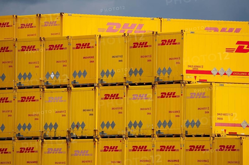 DHL, Deutsche Post, parcel centre, warehouse for freight containers, Krefeld, North Rhine-Westphalia, Germany, Europe