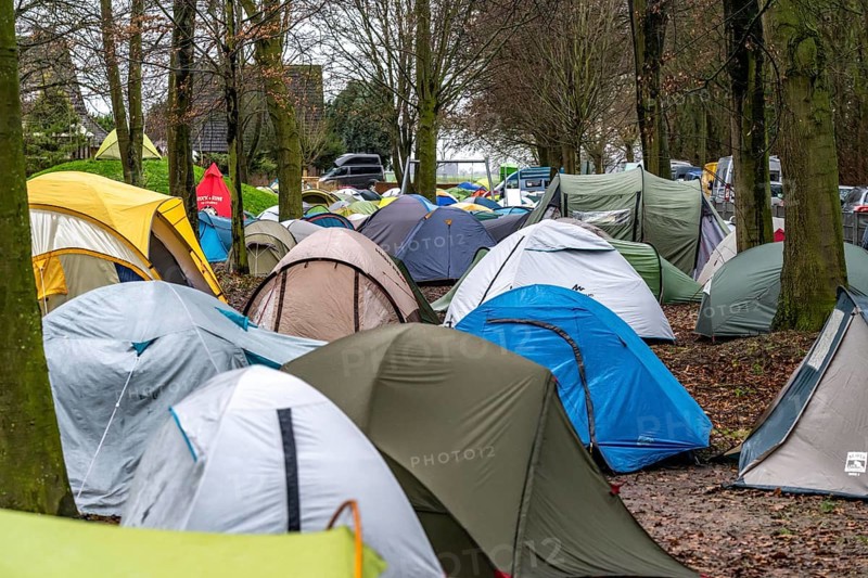 Camp of climate activists, tents, demonstration against the demolition of the lignite village Lützerath, from the village Keyenberg the demonstrators moved to the edge of the Garzweiler opencast mine and on to the rest of the village Lützerah, Erkelenz, North Rhine-Westphalia, Germany, Europe