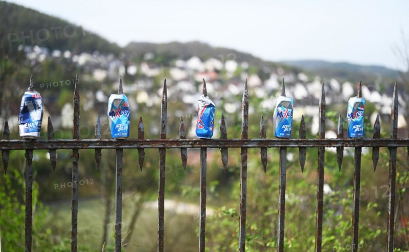 Iserlohn. This year's unusually warm weather in April has already given us a May. Nature exploded in a frenzy of colour. Outrage against the environment.fool's hands. The unusually warm weather in April this year has already given us a May. Nature exploded in a riot of colours