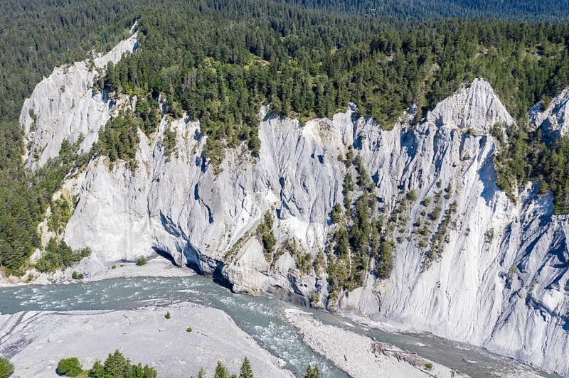 Ruinaulta, River gorge of the River Rhine, Engadine, Switzerland, Europe