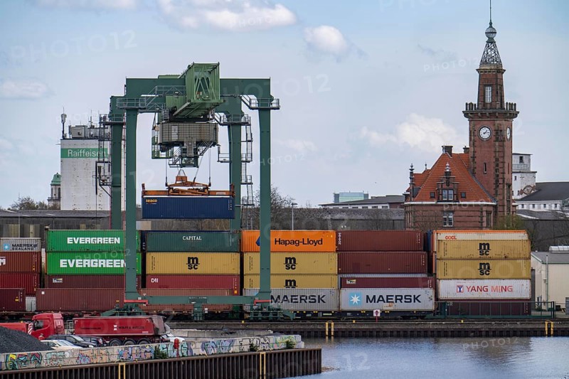 Port of Dortmund, Container Terminal Dortmund CTD, Trimodal Terminal, Transport by rail, road and waterway, Dortmund-Ems Canal, Old Port Authority, North Rhine-Westphalia, Germany, Europe