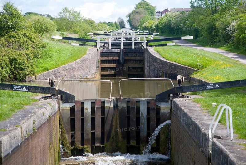 Caen Hill flight of locks on the Kennet and Avon canal Devizes, Wiltshire, England, United Kingdom, Europe