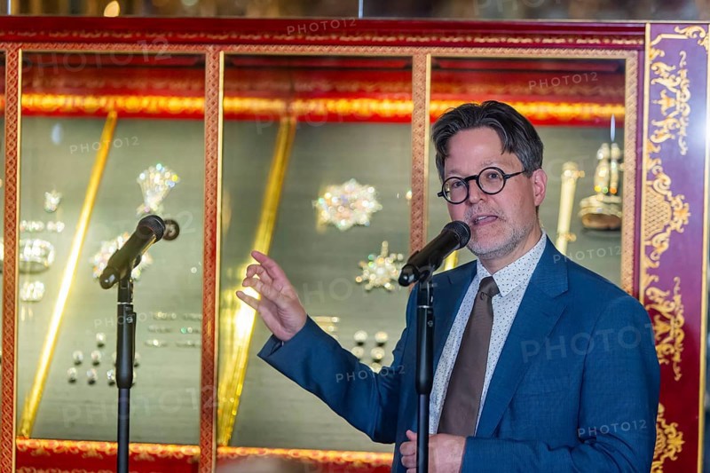In December 2022, the Dresden public prosecutor's office, the Soko Epaulette and the LKA Saxony succeeded in recovering a significant proportion of the stolen goods taken during the burglary of the Historic Green Vault. Despite the ongoing seizure by the district court, it is now possible for the first time to exhibit the jewels in their original location and to experience the Historic Green Vault almost in its entirety. Marius Winzeler, Director of the Green Vault and the Armoury of the SKD, presentation of the recovered jewels from the Historic Green Vault, Dresden, Saxony, Germany, Europe