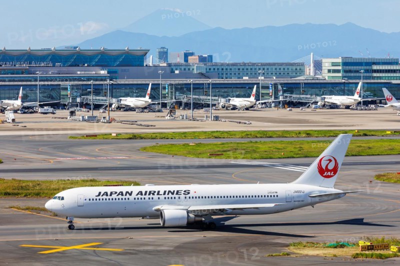 A Boeing 767-300ER aircraft of Japan Airlines JAL with the registration JA601J at Tokyo Haneda Airport, Japan, Asia