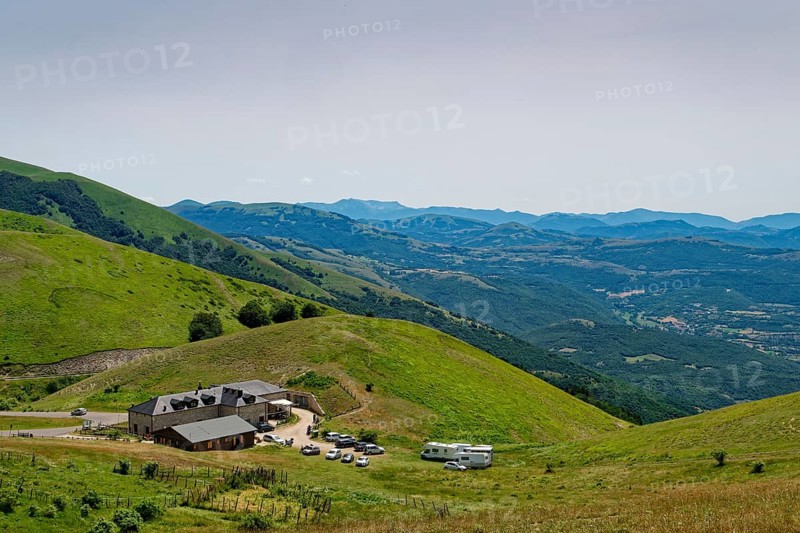 Landscape on the edge of the Pian Grande di Castelluccio di Norcia plateau in the Monti Sibillini National Park in the Umbrian-Marche Apennines. Castelluccio di Norcia, Umbria, Italy, Southern Europe, Europe