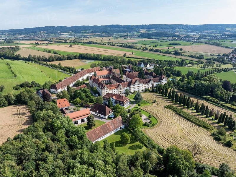Salem Castle school and boarding school, former imperial abbey, museum, concert grounds, former monastery of the Cistercian order, aerial view, Lake Constance district, Linzgau, Baden-Württemberg, Germany, Europe