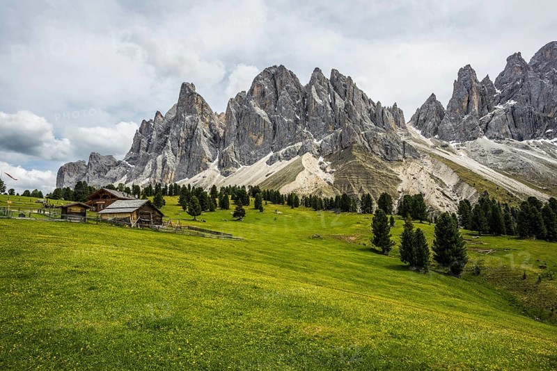 Gschnagenhardt Alm, Geislerspitzen, Villnöss Valley, Sass Rigais, Dolomites, South Tyrol, Italy, Europe