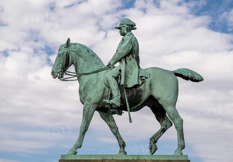 Equestrian statue of Christian IX by Anne Marie Carl-Nielsen, Christiansborg Palace, seat of the Danish Parliament, Copenhagen, Denmark, Europe