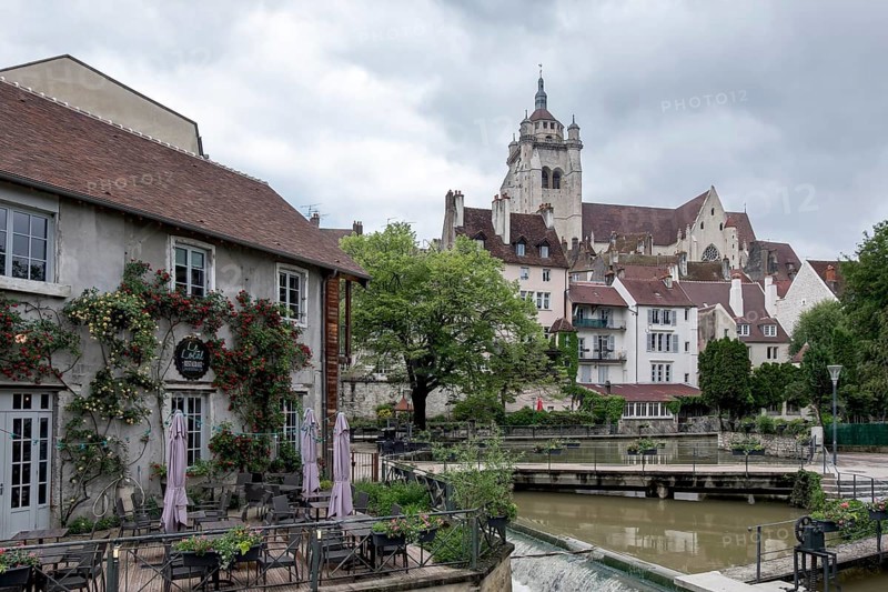 Restaurant Le Local on the Canal des tanneurs (tanners' canal), tanners' quarter in the historic centre of Dole, Département Jura, France, Europe