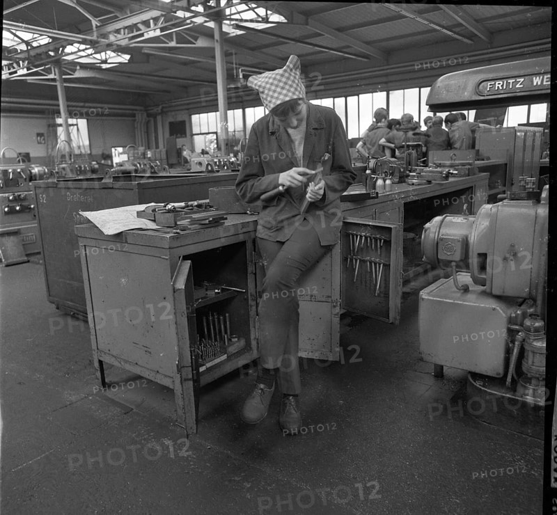 DEU, Germany, Dortmund: Personalities from politics, business and culture from the years 1965-71. Dortmund. Hoesch AG Westfalenhütte. Apprentice training ca. 1965-6, Europe