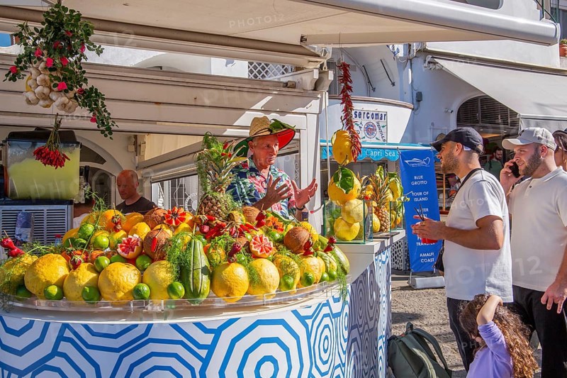 Stall selling juices from tropical fruits, Capri, Campanian Archipelago, Gulf of Naples, Tyrrhenian Sea, Campania, Italy, Europe
