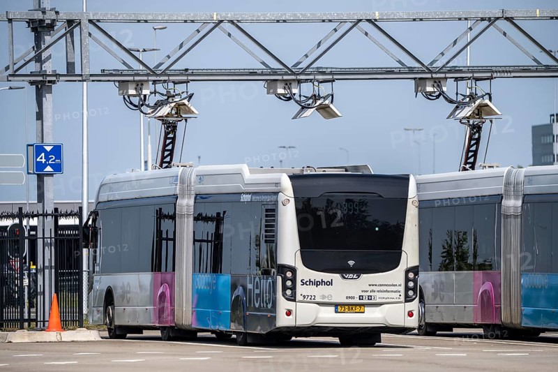 Fast charging station for electric buses at Amsterdam Schiphol Airport, the entire fleet of passenger transport buses is electric, over 200 vehicles, during breaks the buses are recharged via a roof-mounted pantograph, vehicles of the transport company Connexxion, Netherlands