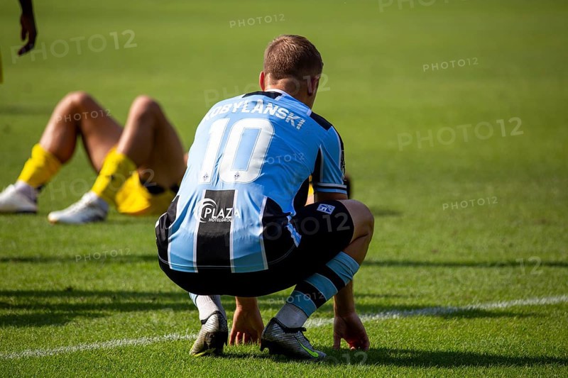 Football 3rd division, season 2024/25, matchday 4: Waldhof Mannheim against 1. FC Saarbrücken. Picture: Picture: Martin Kobylanski (10, Mannheim) exhausted and sad after the 1-0 defeat