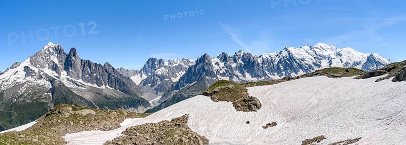 Panorama, Mountain landscape with mountain peak Aiguille Verte, Grandes Jorasses with glacier Mer de Glace and Mont Blanc, Mont Blanc massif, Chamonix-Mont-Blanc, Haute-Savoie, France, Europe
