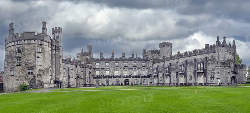 Kilkenny Castle is a castle in Kilkenny, Ireland built in 1195. View from courtyard