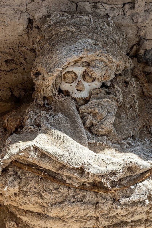 Mummy in the Cemetery of Chauchilla, Chauchilla Cemetery, Nazca, Peru, South America