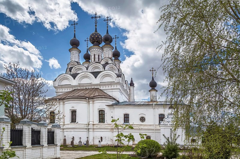 Holy Annunciation Monastery is Orthodox Monastery in Murom, Russia. Annunciation cathedral