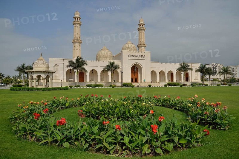 Sultan Qaboos Mosque, classical Medina architecture, Salalah, Orient, Oman, Asia