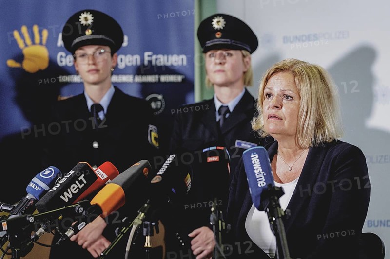 Nancy Faeser (SPD), Federal Minister of the Interior and Home Affairs, in a press statement on the occasion of the opening of the Federal Police's first 'Violence against Women' contact point at Ostbahnhof in Berlin, 15/08/2024