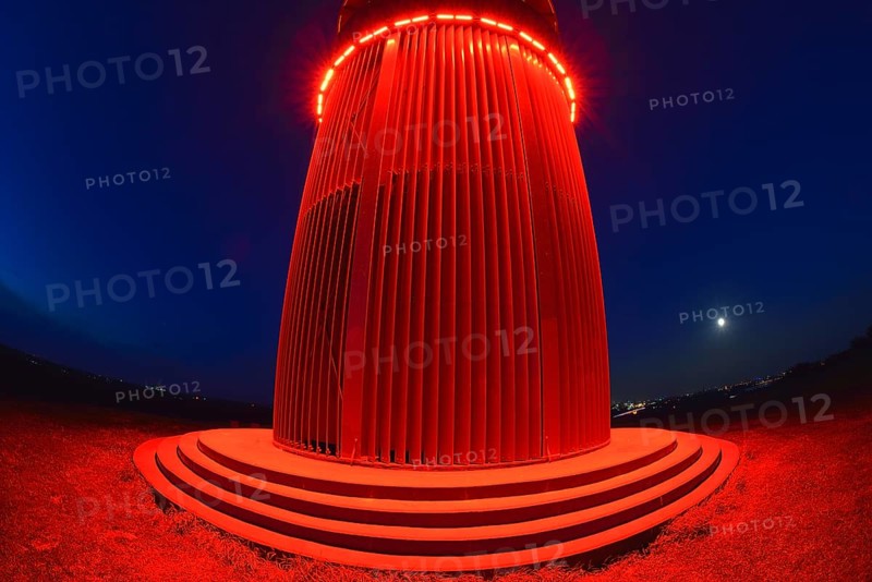 Red illuminated miner's light at night, Rheinpreußen spoil tip, Moers, Ruhr area, North Rhine-Westphalia, Germany, Europe