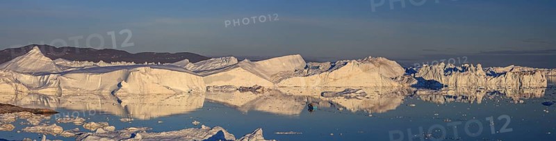 Icebergs and ice floes reflected in the water, sunny, summer, midnight sun, panorama, Jakobshavn glacier and ice fjord, Ilulissat Kangerlua, Disko Bay, West Greenland, Greenland, North America