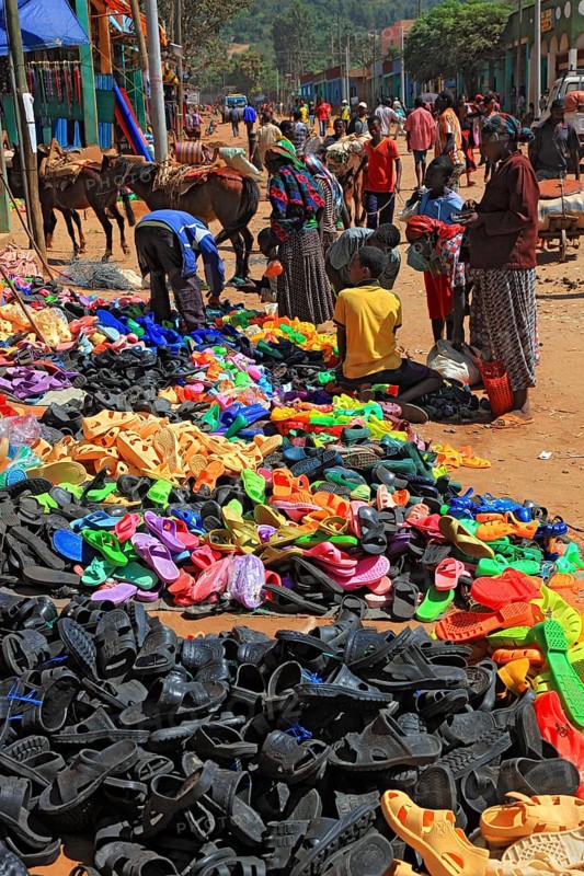 South Ethiopia, market in Jinka, market day, trade with plastic sandals, plastic shoes, market scene, Ethiopia, Africa