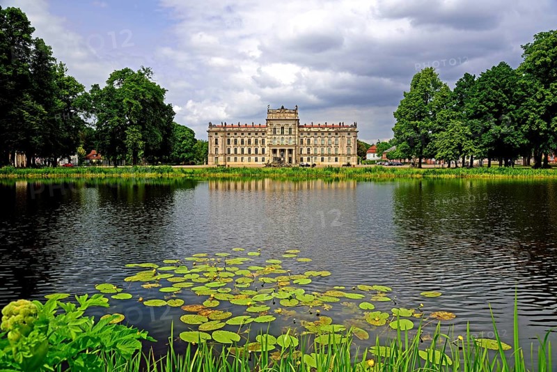 Europe, Germany, Mecklenburg-Western Pomerania, Ludwigslust, Ludwigslust Palace, front with water lily pond, built from 1772 to 1776 for Duke Friedrich von Mecklenburg-Schwerin, late Baroque, Schwerin, Mecklenburg-Western Pomerania, Germany, Europe