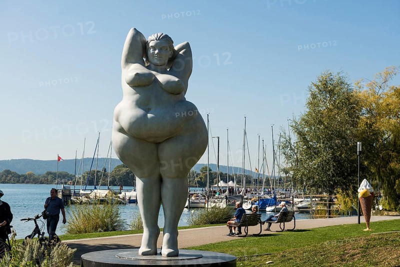 Sculpture Yolanda, by Miriam Lenk, Ludwigshafen, Bodman-Ludwigshafen, District of Constance, Lake Constance, Baden-Württemberg, Germany, Europe