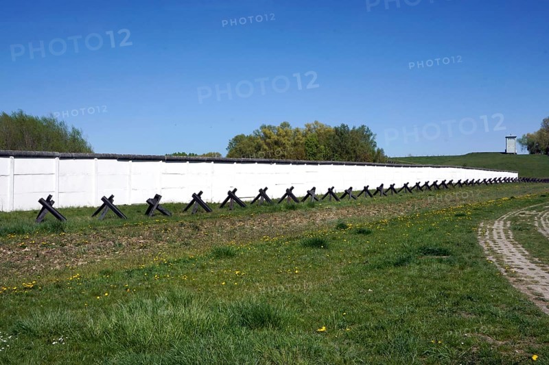 Hötensleben border memorial, former GDR border fortifications in Hoetensleben, today the state border between Saxony-Anhalt and Lower Saxony, 22 April 2019