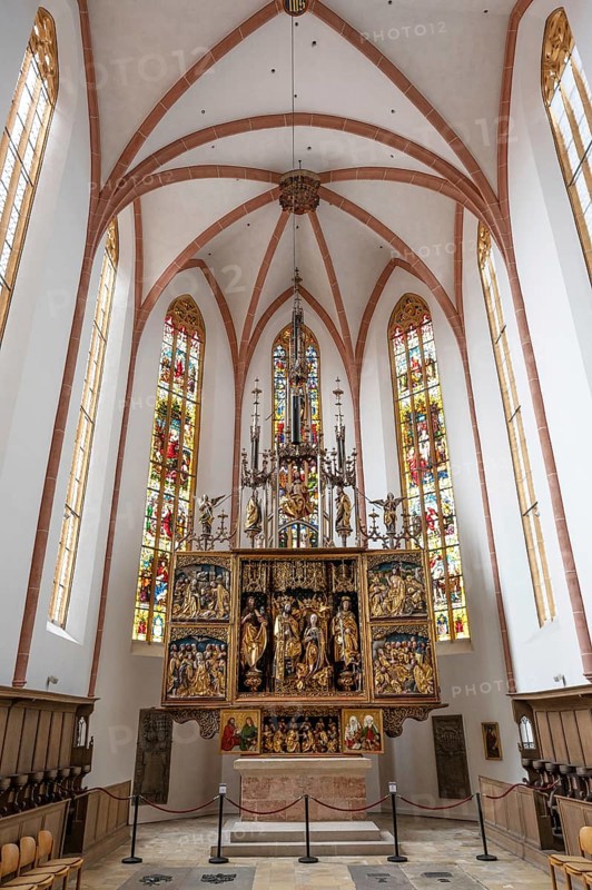 Chancel with late Gothic winged altar by Michael Wohlgemut completed in 1508, town church of St John and St Martin, built in the 15th century in Gothic style, Schwabach. Middle Franconia, Bavaria, Germany, Europe