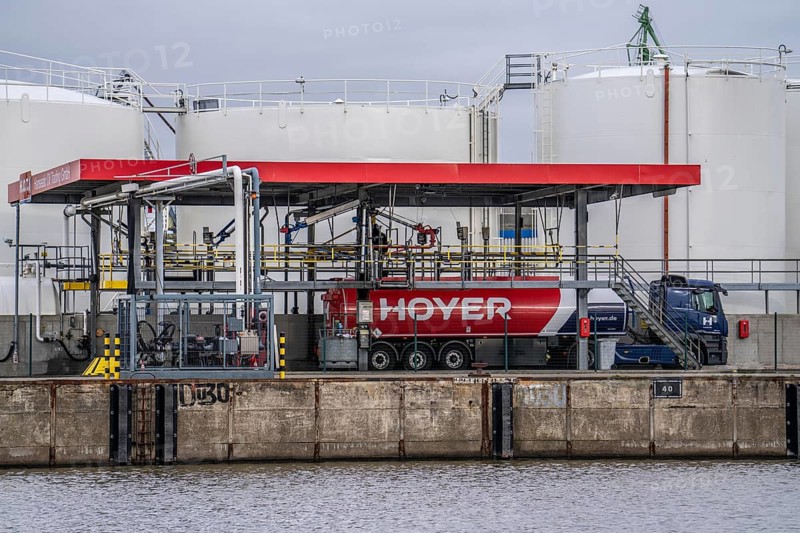 Tank farm of the energy company Hoyer in the harbour of Bremerhaven, tank farm, loading of fuel, diesel, on tank trucks, Bremerhaven, Lower Saxony, Germany, Europe