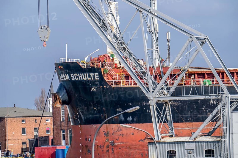 Shipyard MWB Power GmbH, dry dock, freighter Adam Schulte, shipyard in the overseas harbour of Bremerhaven, Bremen, Germany, Europe
