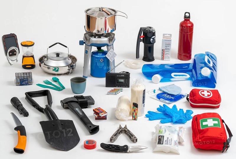 Emergency equipment, for at home, survival equipment for emergencies, according to the suggestions of the Federal Office of Civil Protection and Disaster Assistance