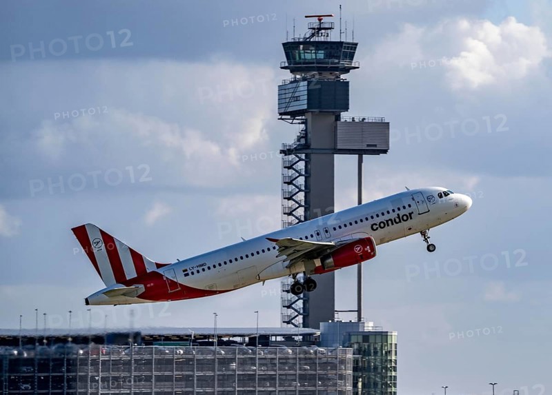 Condor, Airbus A320-200, LY-HMD, on take-off at Düsseldorf International Airport, air traffic control tower