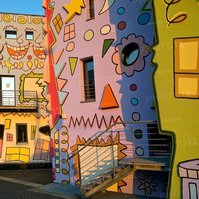 Happy Rizzi House, designed by the artist James Rizzi in pop art paintings, detail, Braunschweig, Lower Saxony, Germany, Europe