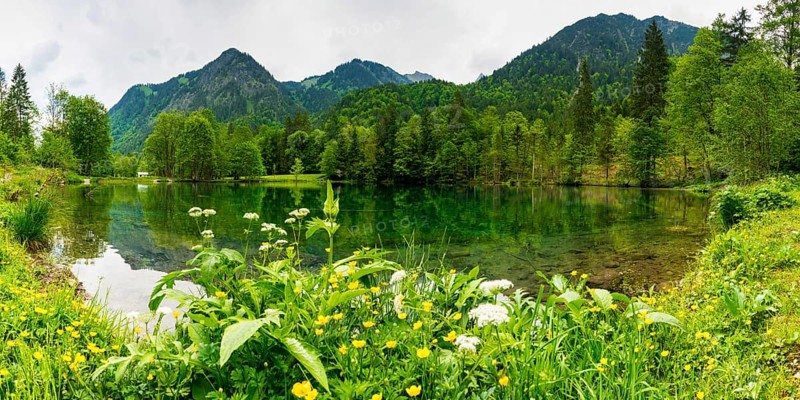 Christlessee, a mountain lake in the Trettachtal valley, near Oberstdorf, Oberallgäu, Allgäu, Bavaria, Germany, Europe
