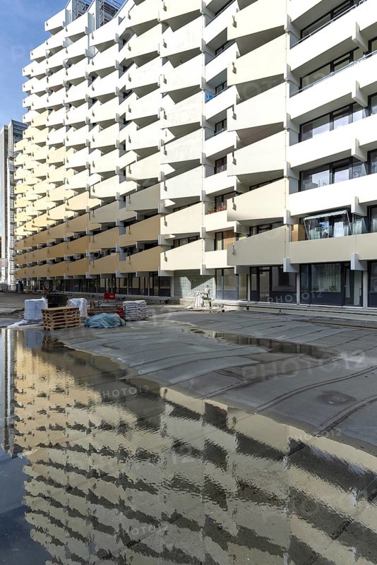Renovation of numerous rental flats after several apartment buildings fell into disrepair due to extensive mould infestation, satellite town of Chorweiler in Cologne, North Rhine-Westphalia, Germany, Europe