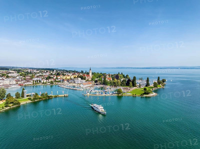 Harbour area, ferry port, yacht harbour, marina of Romanshorn with Seepark, and the departing passenger ship MS Zürich, aerial view, Lake Constance, Canton Thurgau, Switzerland, Europe